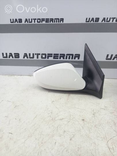 Hyundai i30 Elektryczne lusterko boczne drzwi przednich 87620A6110