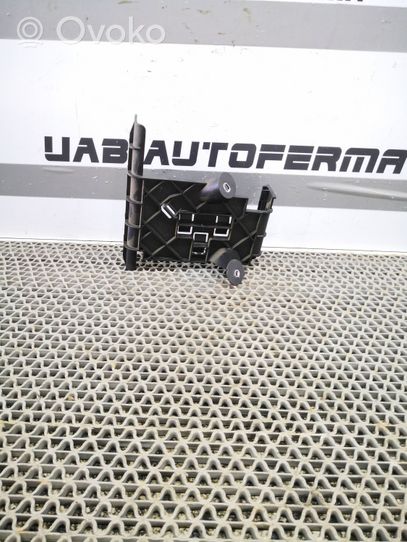 Audi Q2 - Altra parte del vano motore 5Q0906507F