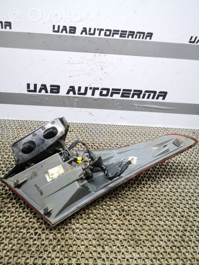 Hyundai i30 Lampa tylna 92401A5020