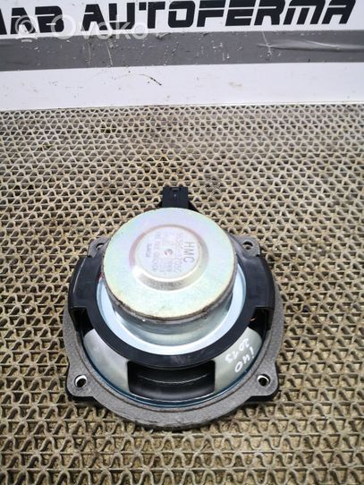 Hyundai i40 Subwoofer-bassokaiutin 963803Z050