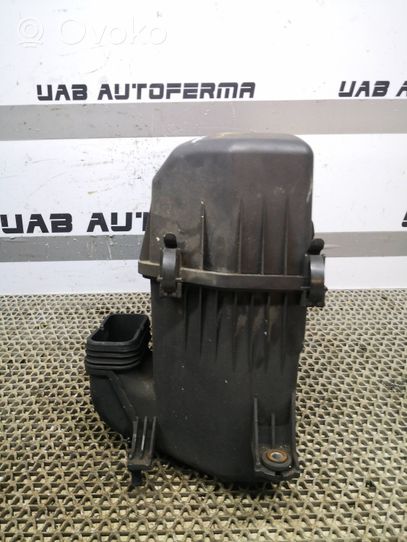 KIA Sportage Scatola del filtro dell’aria 281102Y300