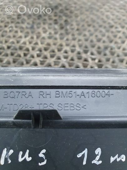Ford Focus Muovisen sivupeilin kotelo BM51A16004