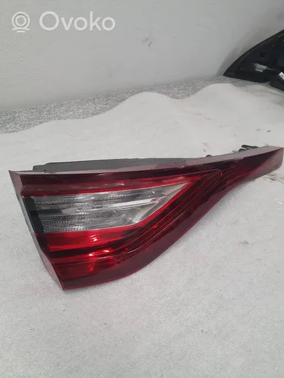 Renault Megane IV Aizmugurējais lukturis pārsegā 265550248R