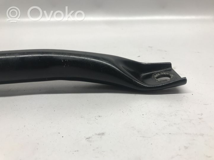 BMW 7 F01 F02 F03 F04 Kita variklio skyriaus detalė 7184386