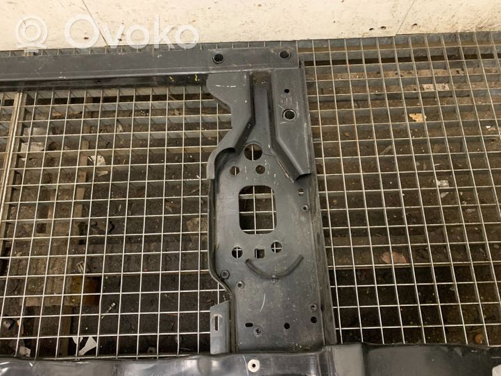 Jeep Cherokee Pannello di supporto del radiatore 