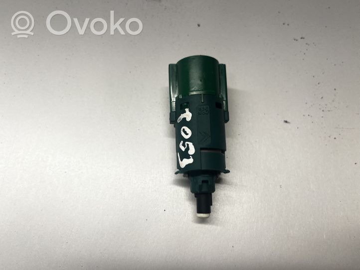 Peugeot 208 Brake pedal sensor switch 9804869480