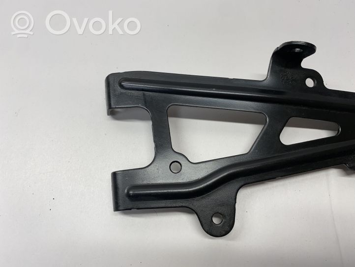 BMW 1 F20 F21 Kita variklio skyriaus detalė 8602078