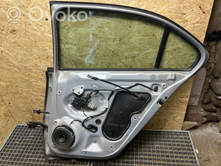 Volkswagen Jetta VI Tür hinten 5C6833056A