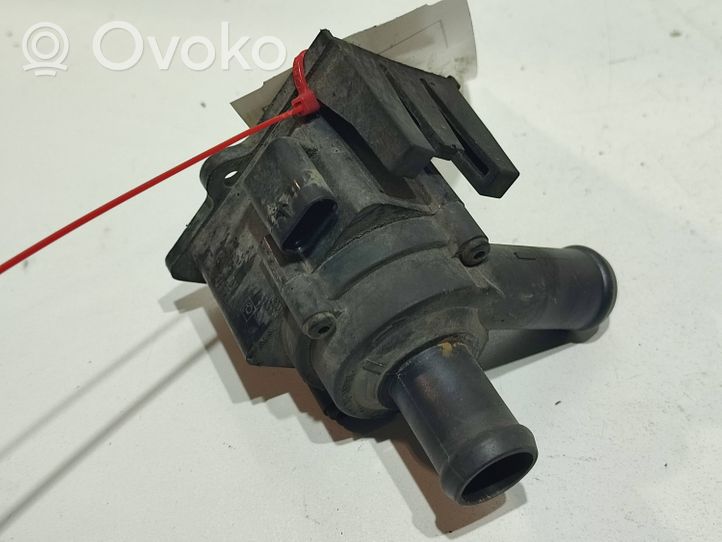 Audi A4 Allroad Pompe à eau de liquide de refroidissement 8K0819147