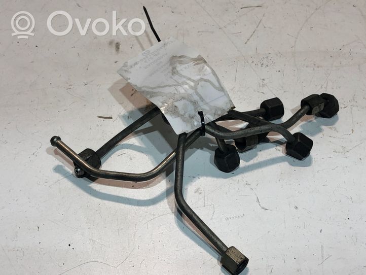 Volvo V40 Tuyau d'alimentation d'injecteur de carburant 