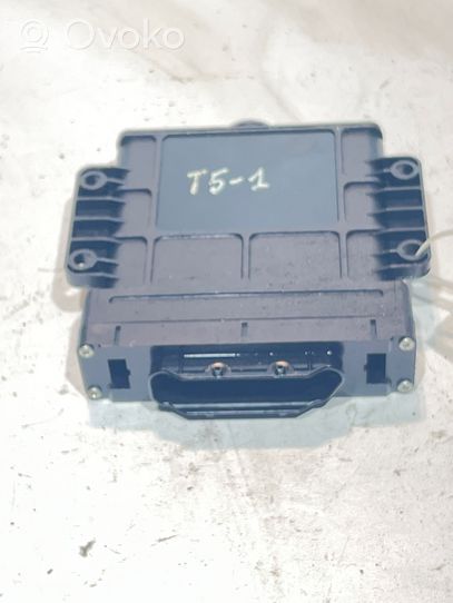 Volkswagen Transporter - Caravelle T5 Module de contrôle de boîte de vitesses ECU 09K927750K