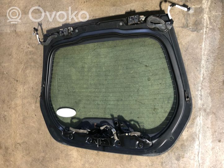 Volvo C30 Takaluukun/tavaratilan kansi 