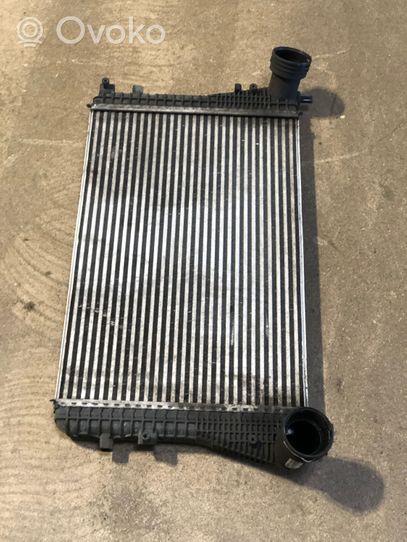 Volkswagen Tiguan Chłodnica powietrza doładowującego / Intercooler 3C0145805P