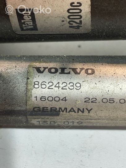 Volvo V70 Etupyyhkimen vivusto ja moottori 8624239