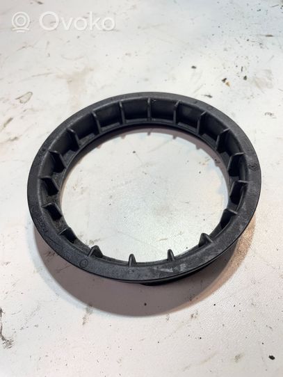 Volvo XC90 Anello/dado di bloccaggio della vite della pompa del carburante nel serbatoio 8649739