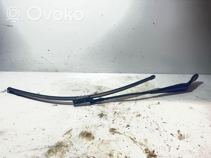 Volvo V70 Priekinio stiklo valytuvas 31276002