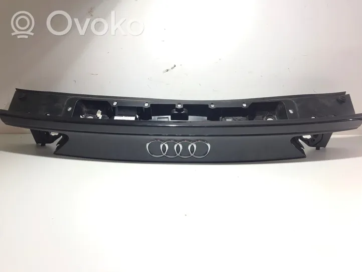 Audi A7 S7 4G Takaluukun/tavaratilan spoileri 4G8827086