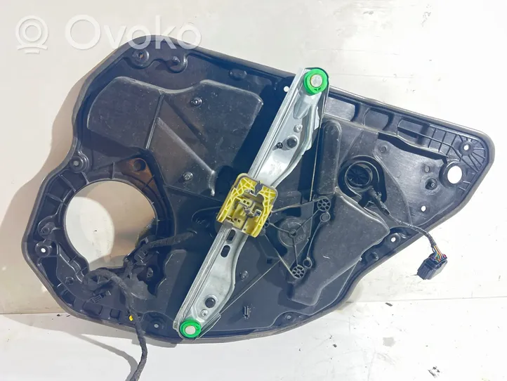 Volvo V70 Rear window lifting mechanism without motor 