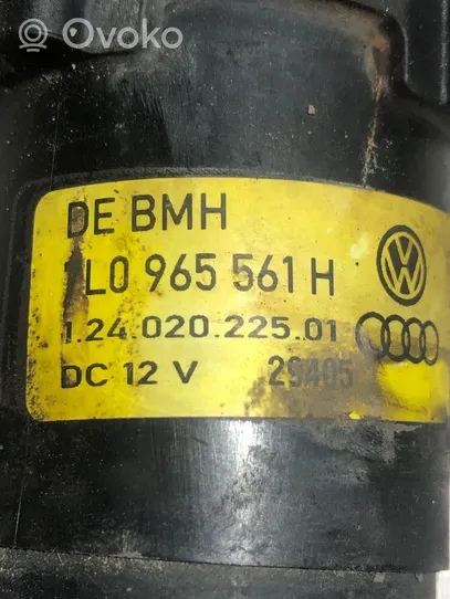 Volkswagen Touareg I Pompe à eau de liquide de refroidissement 7L0965561H