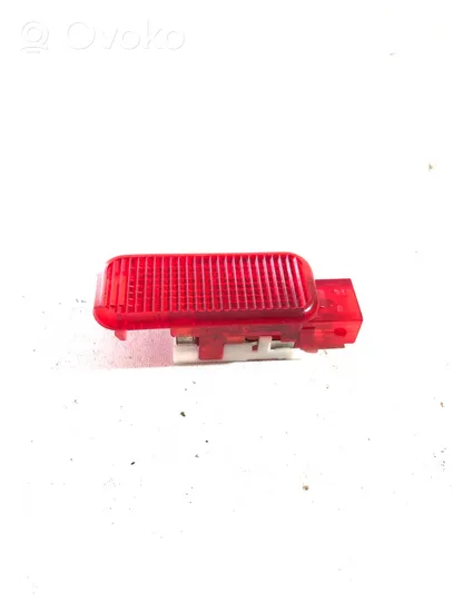 Audi Q7 4L Luce interna per portiera posteriore 8D0947411