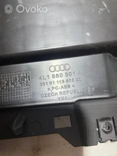 Audi Q7 4L Revestimiento de los botones de la parte inferior del panel 4L1880301A