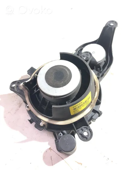 Volvo XC90 Haut-parleur de porte avant 30657757