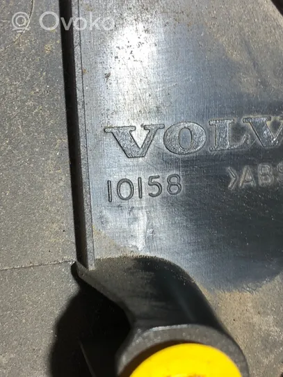 Volvo XC90 Takaluukun koristelista 10158