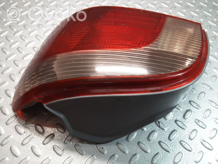 Toyota Yaris Lampa tylna 52004