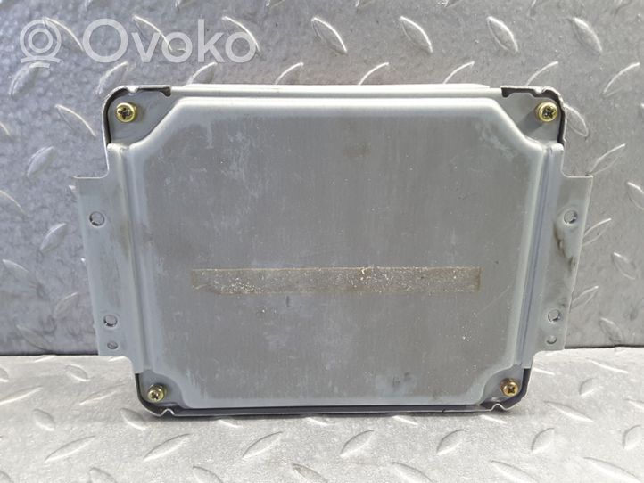 Toyota Corolla E120 E130 Calculateur moteur ECU 8966102750