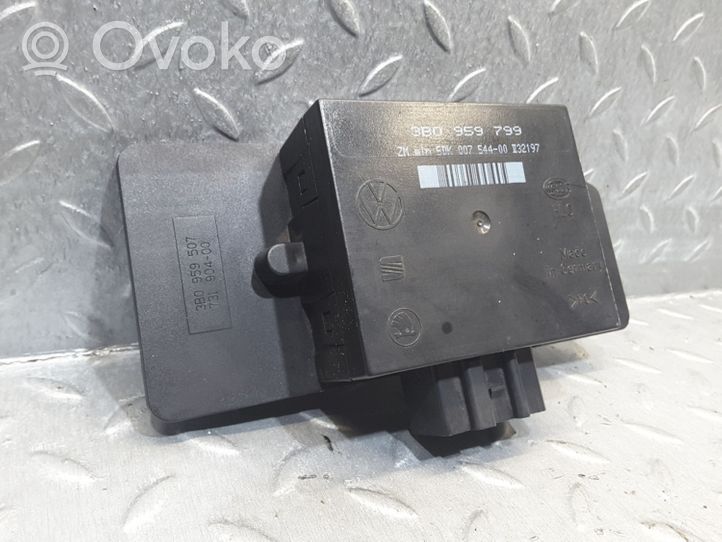 Volkswagen PASSAT B5 Module confort 3B0959799