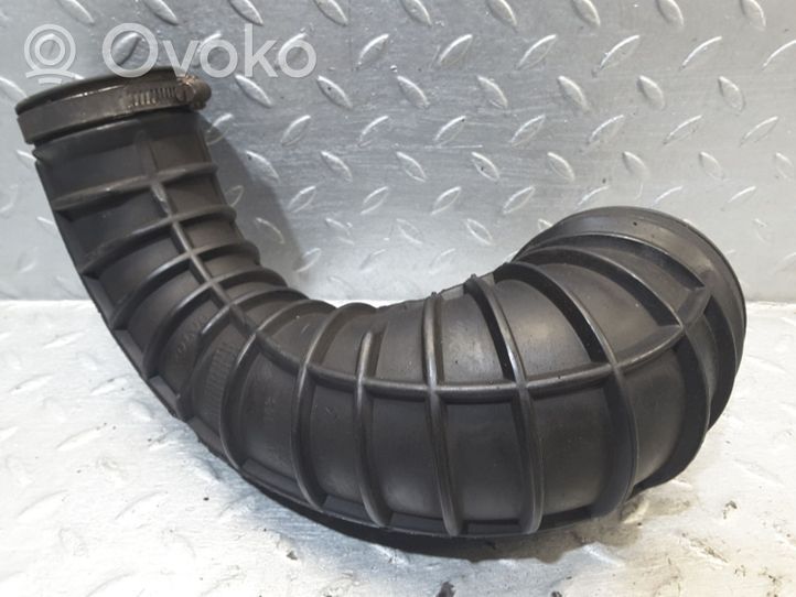 Volvo S60 Turbo air intake inlet pipe/hose 08634143