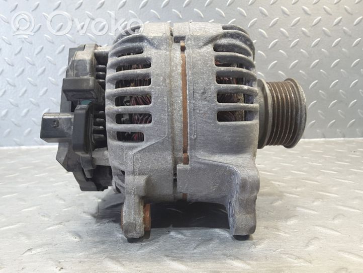 Volkswagen Jetta VI Generatore/alternatore 06F903023F