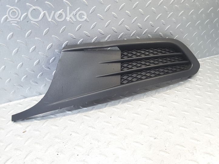 Volkswagen Jetta VI Kratka dolna zderzaka przedniego 5C6853665