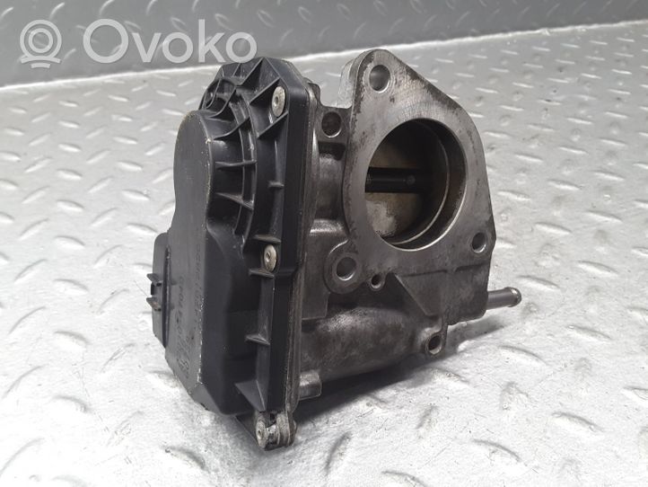 Toyota Yaris Clapet d'étranglement 2203047040