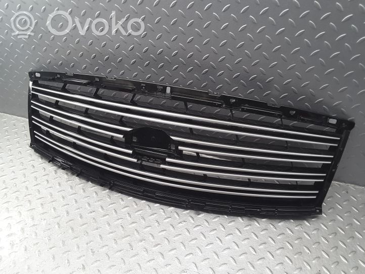 Infiniti M30 Etupuskurin ylempi jäähdytinsäleikkö 623101MA0A