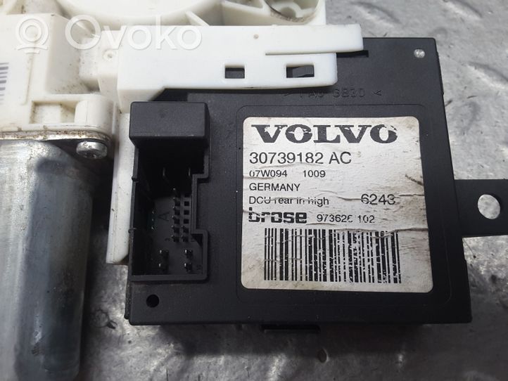 Volvo V50 Moteur de lève-vitre de porte avant 30739182