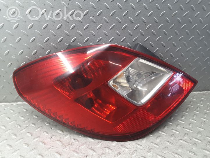 Opel Corsa D Lampa tylna 89318811