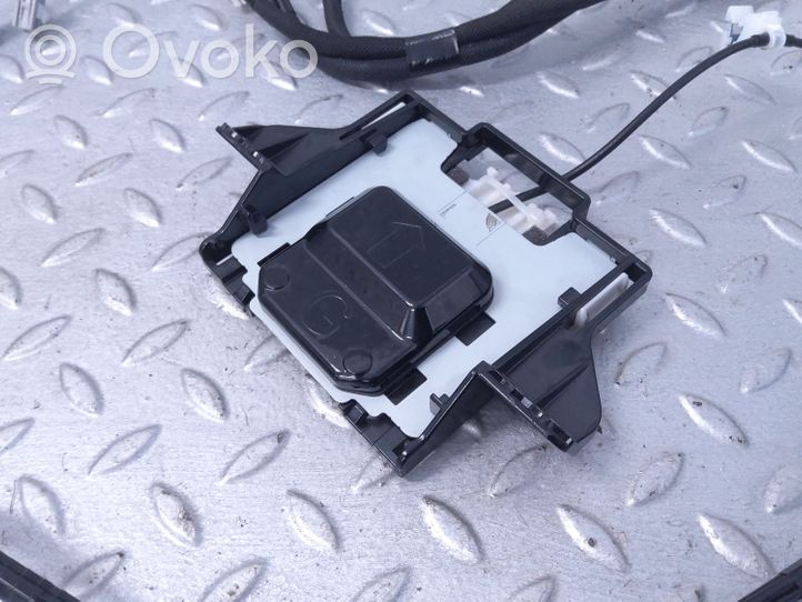 Toyota Corolla E210 E21 Antenne radio QA1024757