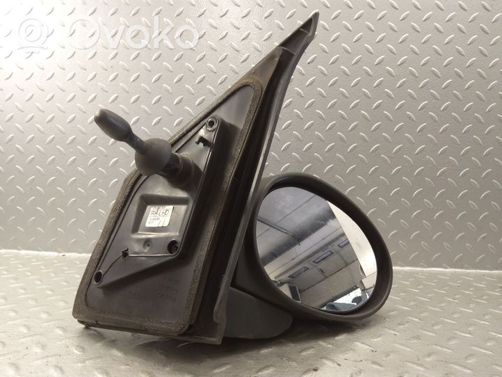 Toyota Aygo AB10 Manualne lusterko boczne drzwi przednich 879100H010