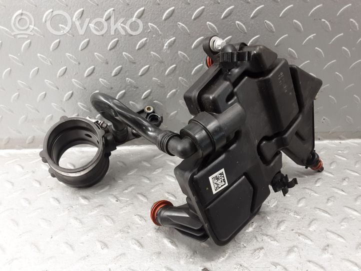 Mercedes-Benz C AMG W205 Separatore dello sfiato dell’olio A1770780219