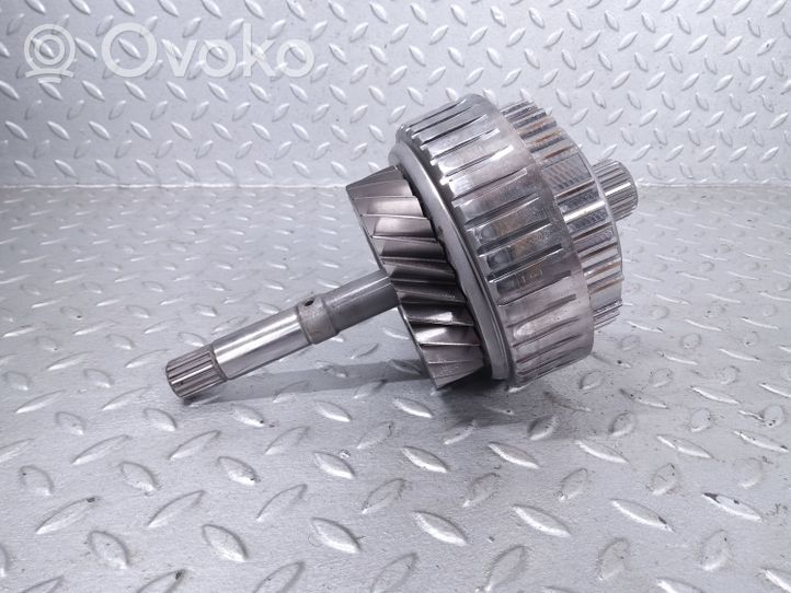 Toyota RAV 4 (XA50) Pavarų dėžės detalė 3040042100