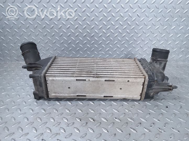 Citroen C5 Välijäähdyttimen jäähdytin 9657073480