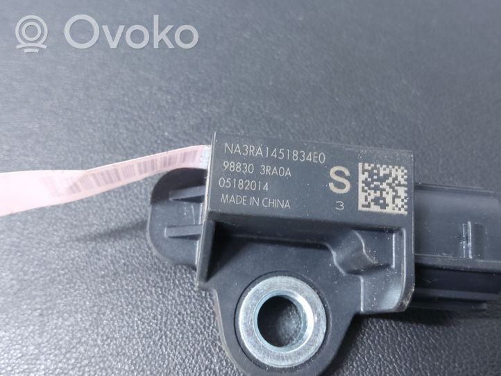 Nissan Pulsar Sensore d’urto/d'impatto apertura airbag 988303RA0A