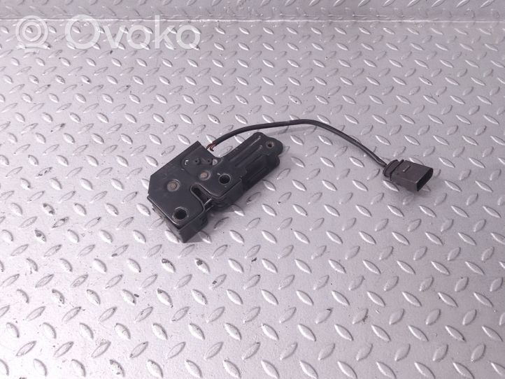 Volkswagen Phaeton Zamek pokrywy przedniej / maski silnika 3D0823509C