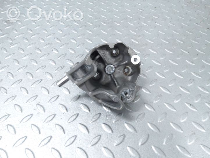 Citroen C4 III e-C4 Support pompe injection à carburant 9824088780