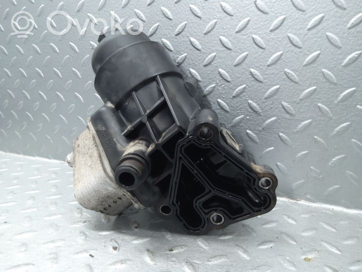 Hyundai i30 Supporto di montaggio del filtro dell’olio 264002A615