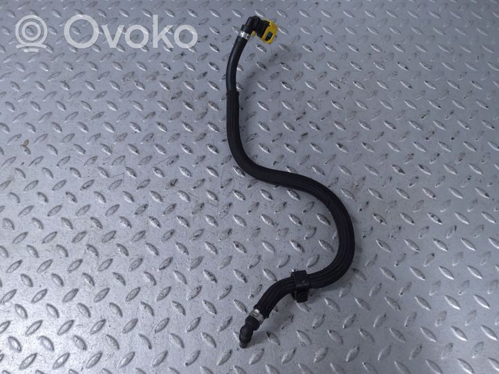 Land Rover Defender Polttoaineputken letku QA1024757