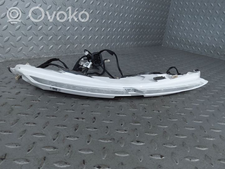 Citroen C4 III e-C4 LED-päiväajovalo 9830649280