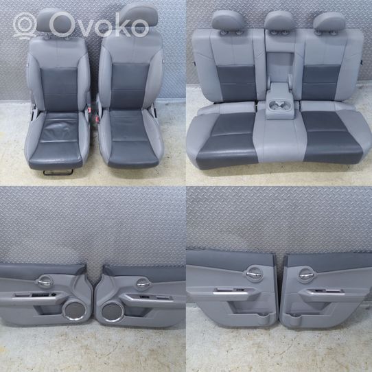 Dodge Avenger Juego interior QA1024757