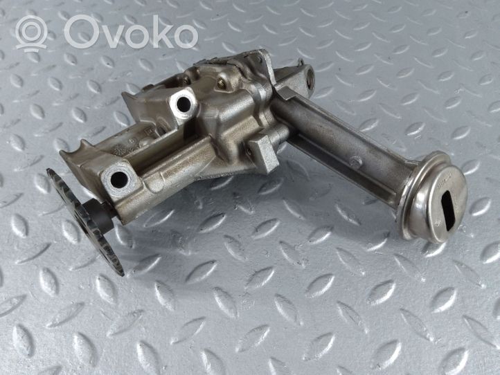 Nissan Juke I F15 Pompa dell’olio 8200307174